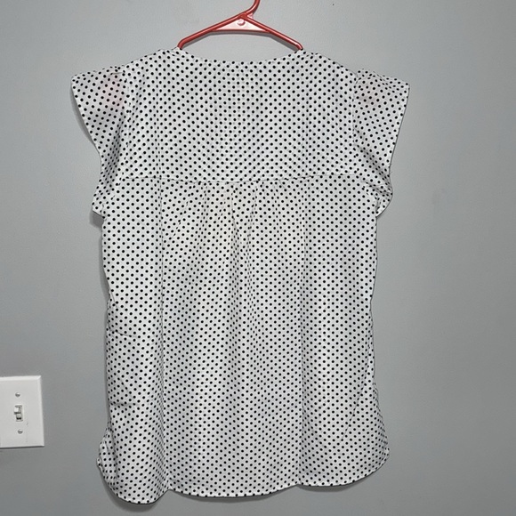 New with tags. Size small blouse - Picture 5 of 7